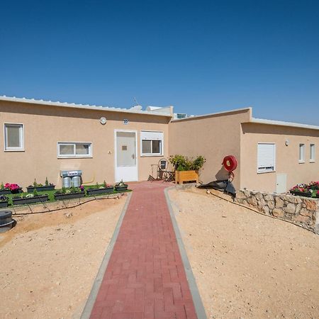 Kibbutz Ketura Guest House Nahal Ya'alon Екстериор снимка