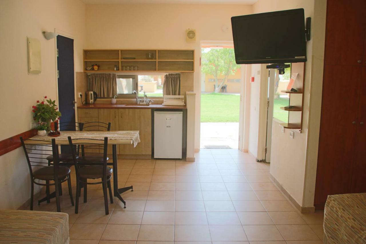 Kibbutz Ketura Guest House Nahal Ya'alon Екстериор снимка