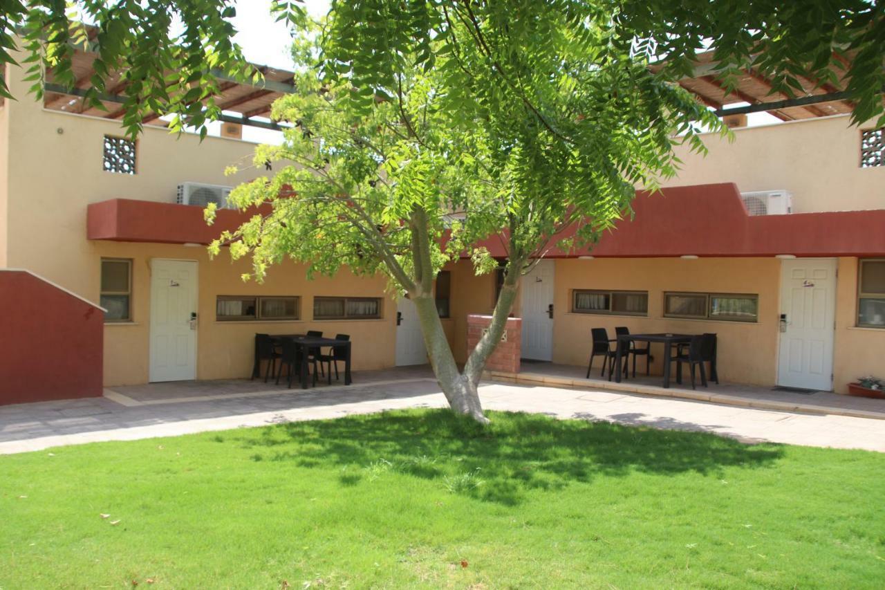 Kibbutz Ketura Guest House Nahal Ya'alon Екстериор снимка